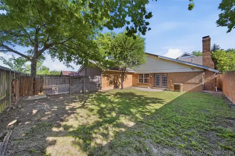Exterior - 3928 E 60th Pl, Tulsa, OK 74135 photo 6 of 8