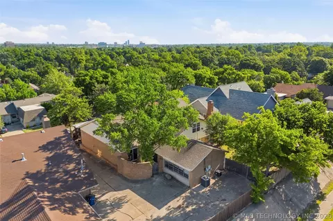 View/Area - 3928 E 60th Pl, Tulsa, OK 74135 photo 4 of 4