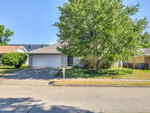 302 W Fulton St, Broken Arrow, OK 74012