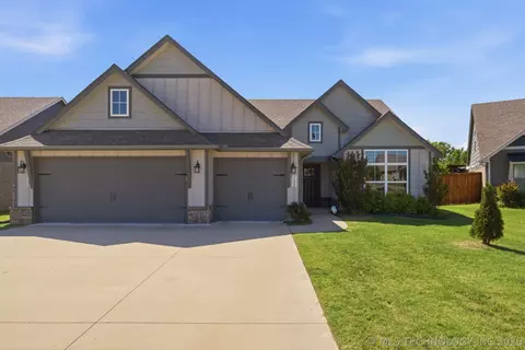 3624 N 32nd St, Broken Arrow, OK 74014
