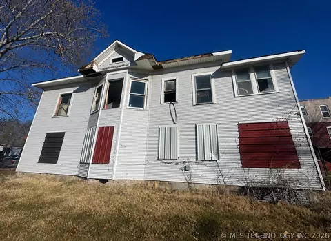 228 S D, Muskogee, OK 74403