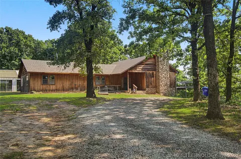 9110 S 61st St E, Muskogee, OK 74403