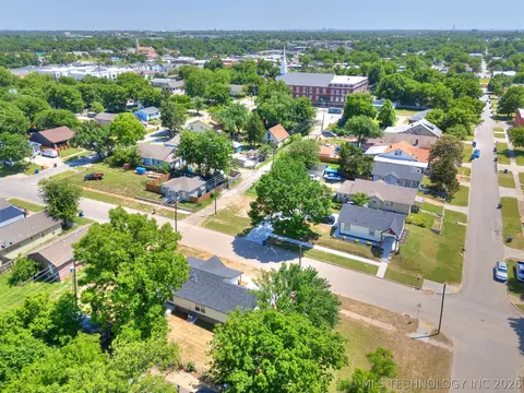 View/Area - 2107 E Haskell St, Tulsa, OK 74110 photo 3 of 6