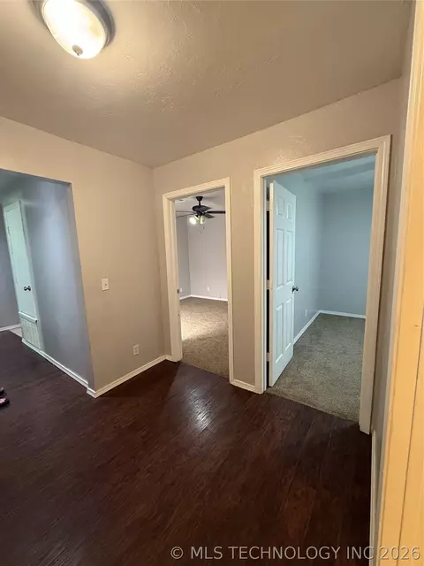 Entry Way - 206 S Main, Ada, OK 74820 photo 2 of 4