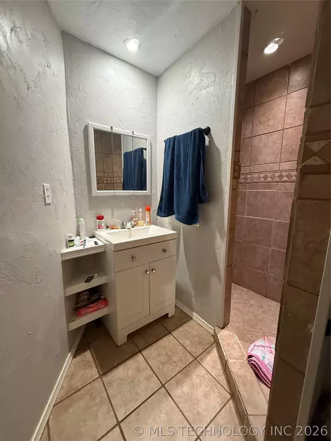 Bath - 206 S Main, Ada, OK 74820 photo 2 of 3