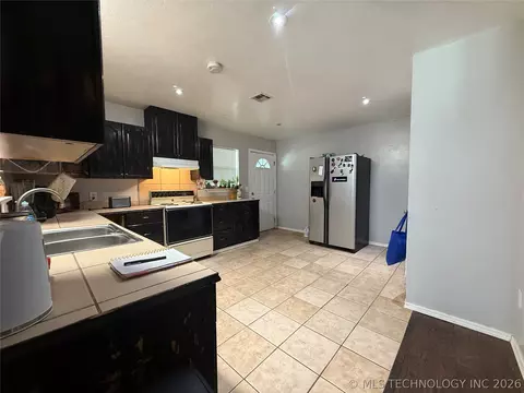 Kitchen - 206 S Main, Ada, OK 74820 photo 2 of 2