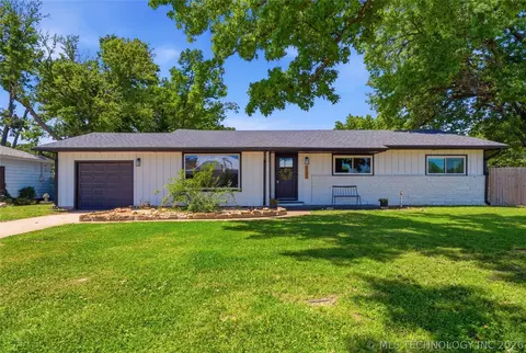 1341 N Dorothy Ave, Claremore, OK 74017