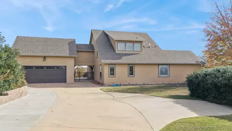 32060 Lavender Ln, Afton, OK 74331