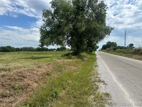 1 S 270 Rd, Morris, OK 74445 photo 3