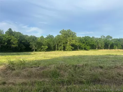 1 S 270 Rd, Morris, OK 74445
