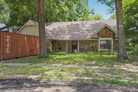 2300 W Delmar St, Broken Arrow, OK 74012