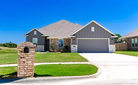 203 S 25th St, Collinsville, OK 74021