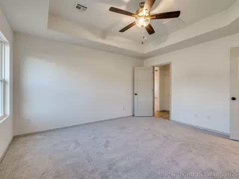 Bedroom - 3205 E 147th Pl S, Bixby, OK 74008 photo 6 of 10