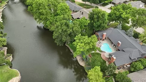 View/Area - 2829 E 34th St, Tulsa, OK 74105 photo 3 of 3