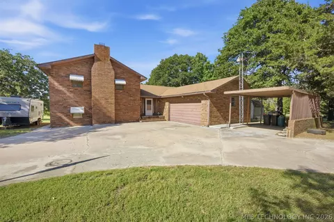 431 Epley Dr, Stigler, OK 74462