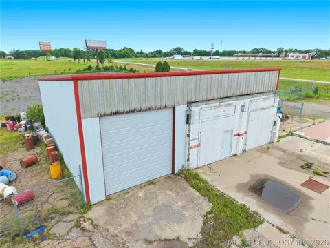 40 Interstate, Muldrow, OK 74948 photo 4