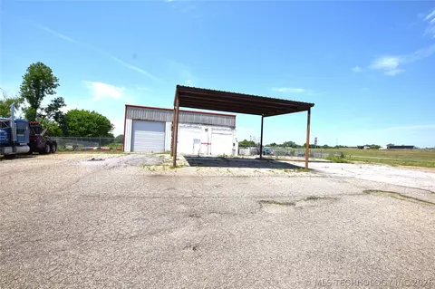 40 Interstate, Muldrow, OK 74948 photo 42