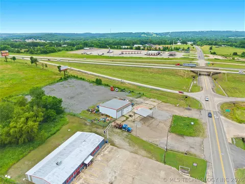 40 Interstate, Muldrow, OK 74948 photo 19