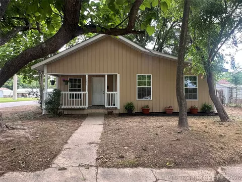 1331 W 7th St, Okmulgee, OK 74447