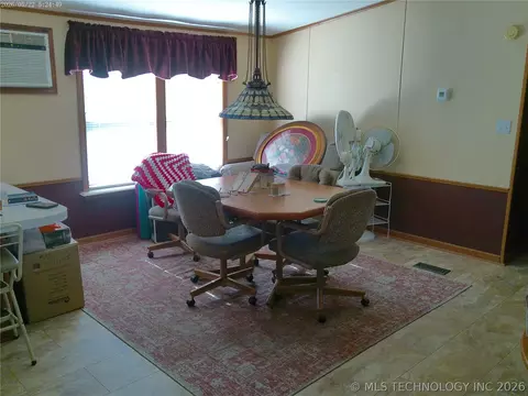 27 Aster Dr, Mead, OK 73449 photo 3
