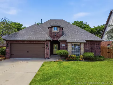 2828 N Juniper Pl, Broken Arrow, OK 74012