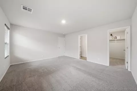 Bedroom - 29321 E 80th St S, Broken Arrow, OK 74014 photo 1 of 3
