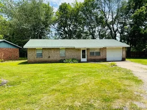 1695 Louise St, Westville, OK 74965