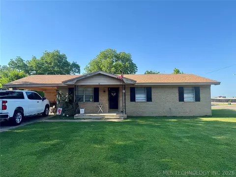 16 Wisteria, Lone Grove, OK 73443