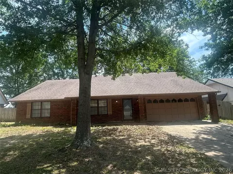 7918 E 77th St, Tulsa, OK 74133