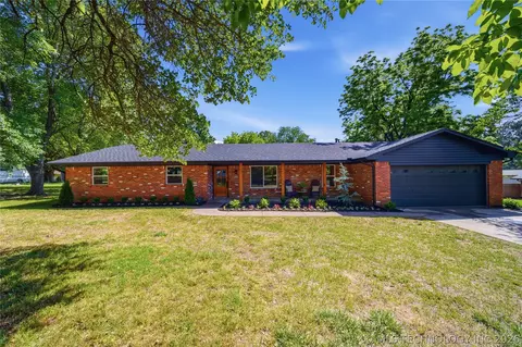 9430 E 115th St S, Bixby, OK 74008