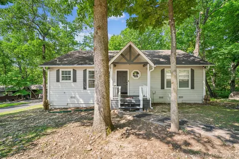 31161 Blackwood Dr, Afton, OK 74331