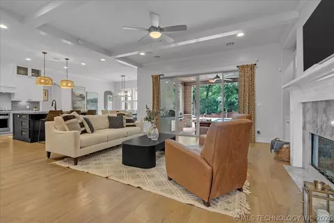 Living - 7419 E 109th St, Tulsa, OK 74133 photo 1 of 5