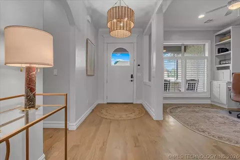 Entry Way - 7419 E 109th St, Tulsa, OK 74133 photo 1 of 2