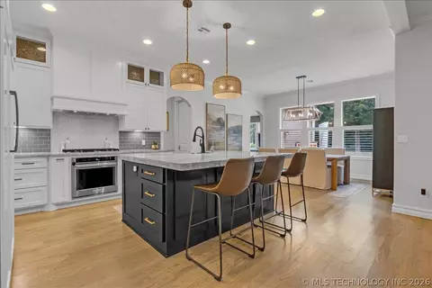 Kitchen - 7419 E 109th St, Tulsa, OK 74133 photo 6 of 6
