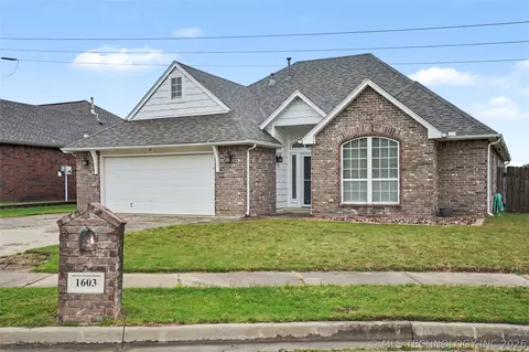 1603 W 119th St S, Jenks, OK 74037