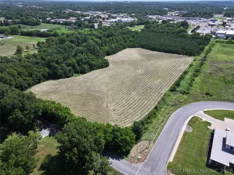 1500 Stickross Mountain Rd, Tahlequah, OK 74464