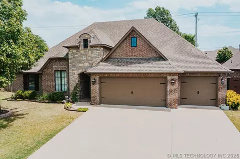 9107 N 96th East Ave, Owasso, OK 74055