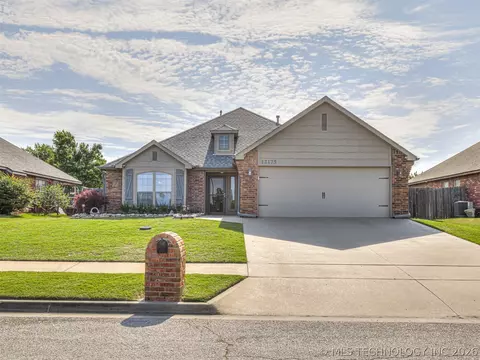 12175 N 107th East Pl, Collinsville, OK 74021