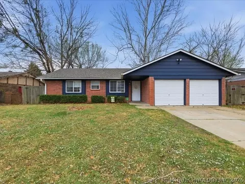 905 W El Paso Pl, Broken Arrow, OK 74012