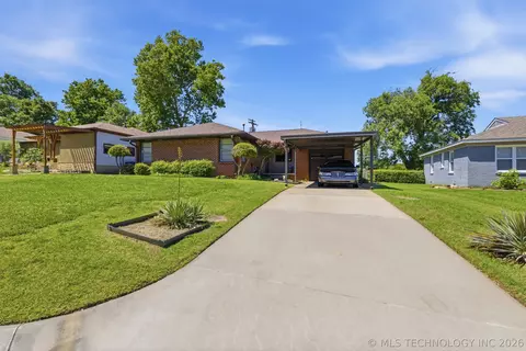 3814 S Indianapolis Ave, Tulsa, OK 74135
