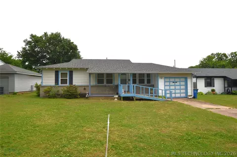 3720 E 2nd Pl, Tulsa, OK 74112
