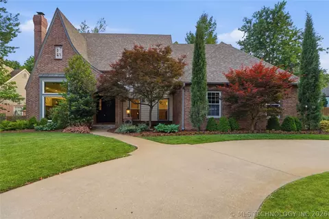 Exterior - 3110 E 44th Pl, Tulsa, OK 74105 photo 2 of 12