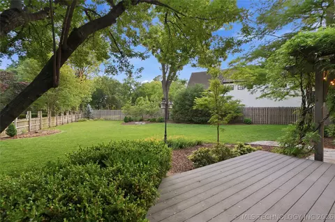 Exterior - 3110 E 44th Pl, Tulsa, OK 74105 photo 11 of 12