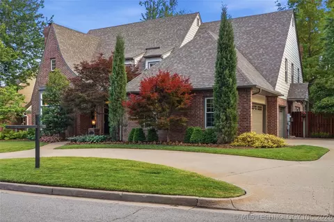 Exterior - 3110 E 44th Pl, Tulsa, OK 74105 photo 5 of 12
