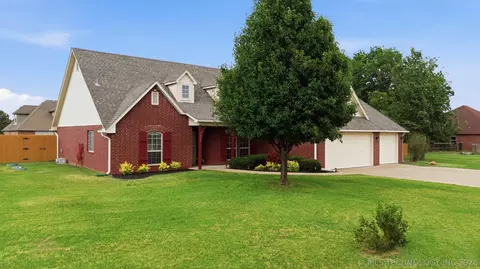 5675 E 144th St N, Collinsville, OK 74021