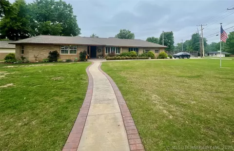 3606 S Gary Pl, Tulsa, OK 74105