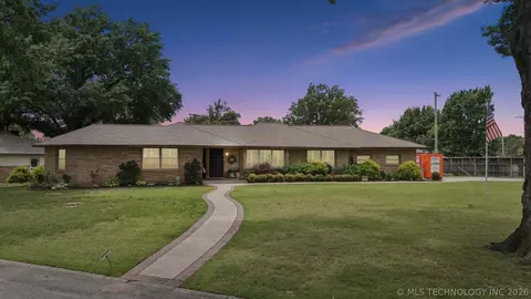 3606 S Gary Pl, Tulsa, OK 74105