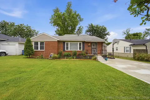 4218 E 25th St, Tulsa, OK 74114