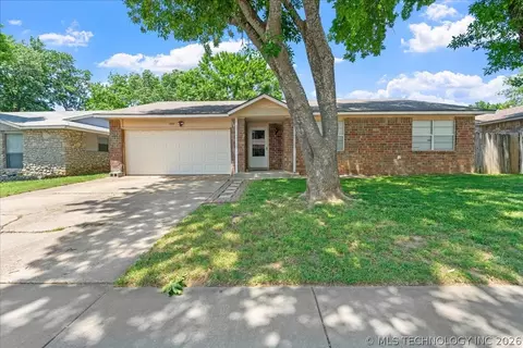1900 W Gary St, Broken Arrow, OK 74012