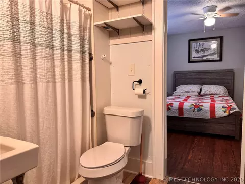 Bath - 330 S 9th St, Roff, OK 74865 photo 1 of 2